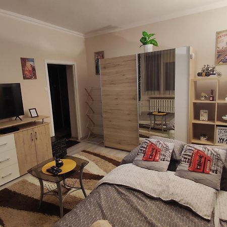 Hiroes Home Кескемет Екстериор снимка