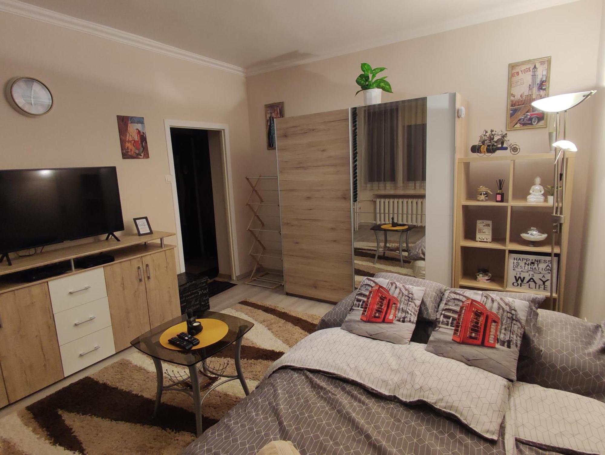Hiroes Home Кескемет Екстериор снимка